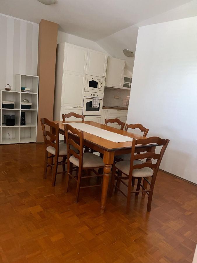 Apartment Zora In The Center Of Crikvenica Exterior photo